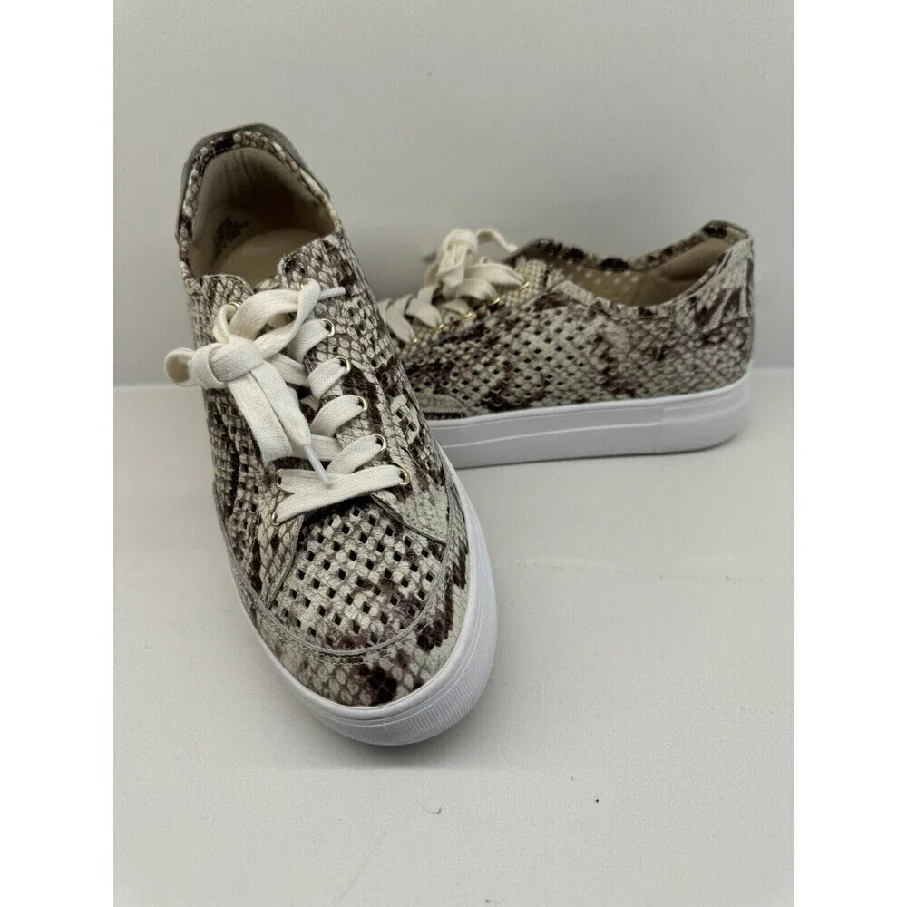 Vince Camuto vince camuto